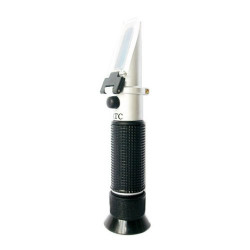 Refractometer RF15 with Automatic Temperature Compensation (0-32 Brix)